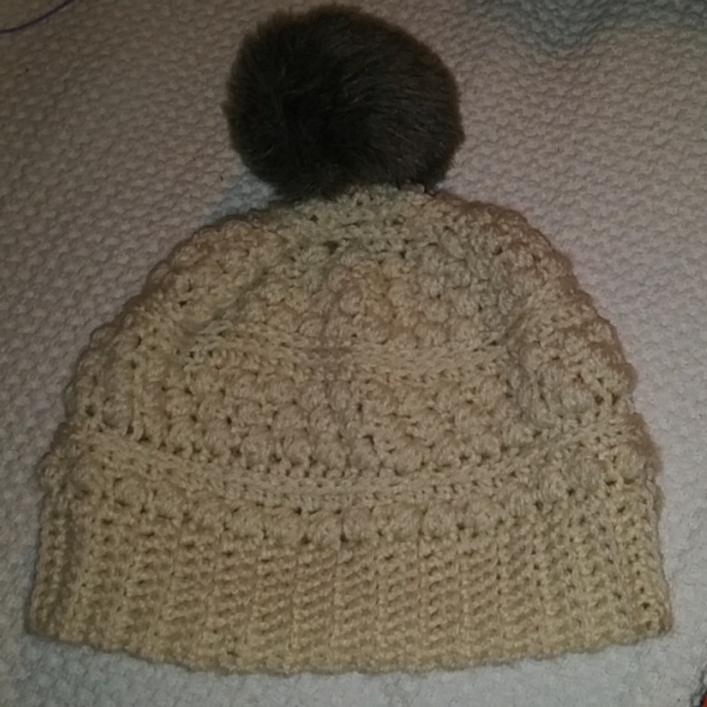 Handmade hat - Picture 2 of 3